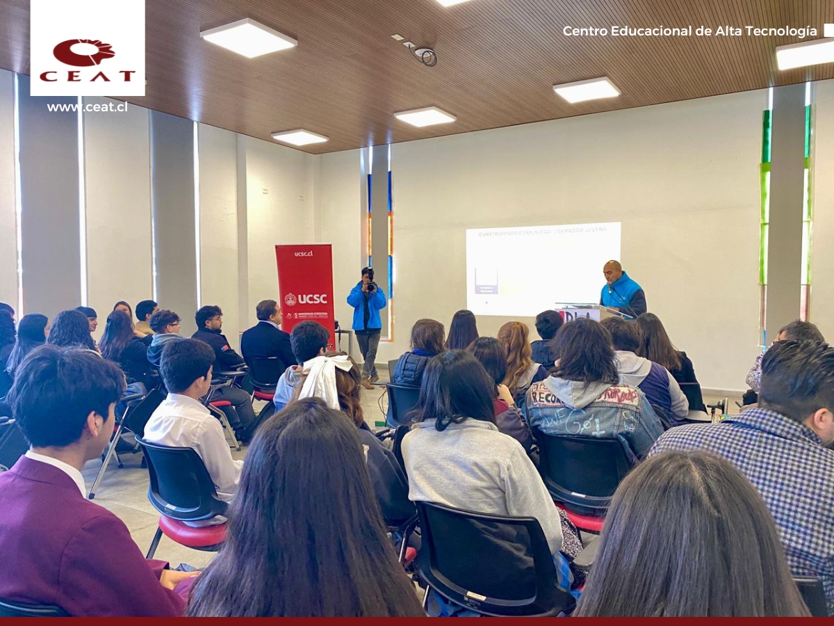 Conversatorio “Construyendo Comunidad_ Liderazgo Juvenil” (2)