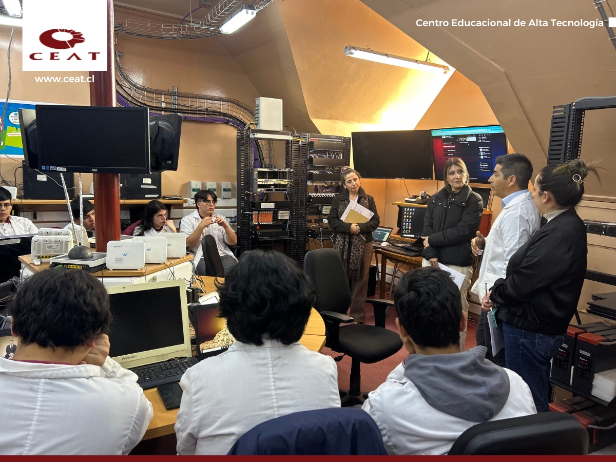 Web, radio y Telecomunicaciones