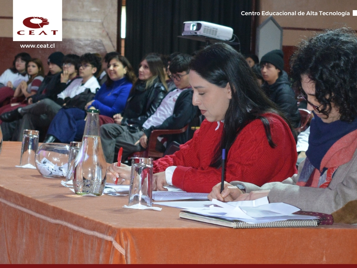 Estudiantes participaron en Spelling Bee durante English Day (3)
