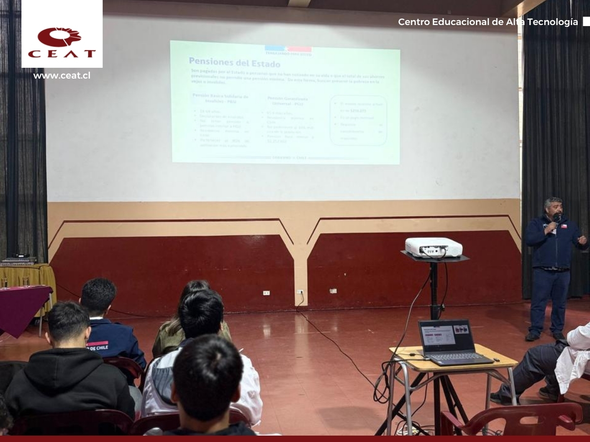 charlas de Educación Previsional para estudiantes del CEAT (3)